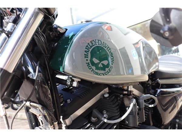 2016 HARLEY-DAVIDSON SPORTSTER XL883R ROADSTER