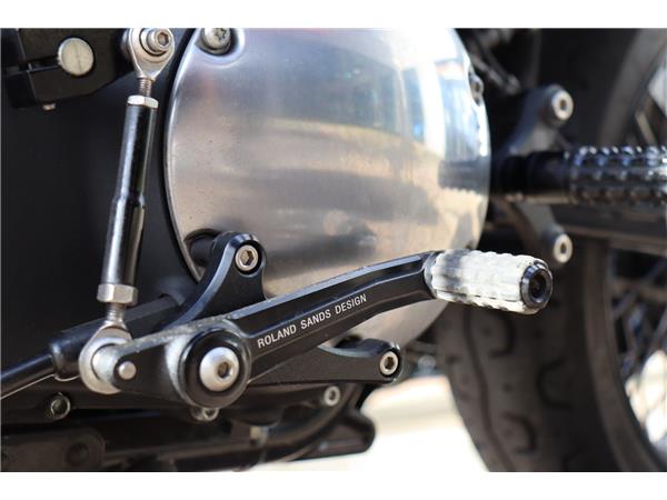 2016 HARLEY-DAVIDSON SPORTSTER XL883R ROADSTER