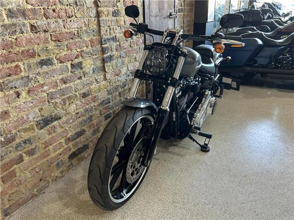 2022 Harley-Davidson Softail