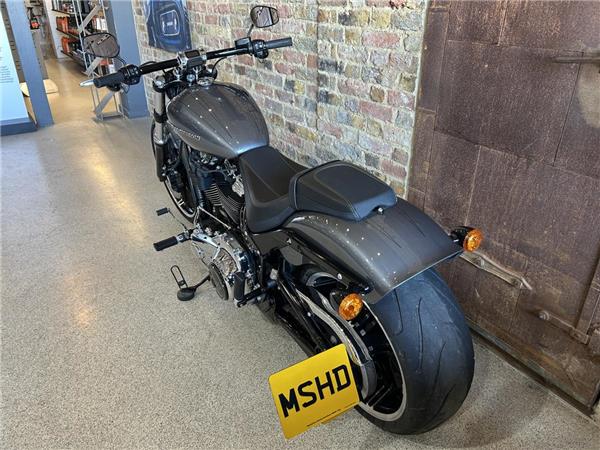 2022 Harley-Davidson Softail