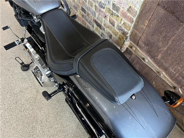 2022 Harley-Davidson Softail