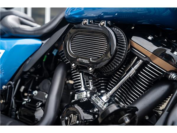 Harley-Davidson FLTRXST Road Glide ST 