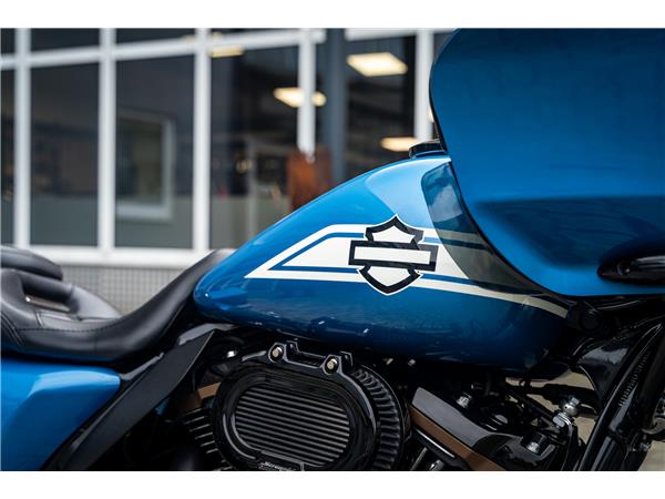 Harley-Davidson FLTRXST Road Glide ST 