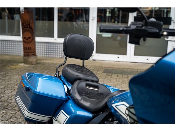 Harley-Davidson FLTRXST Road Glide ST 