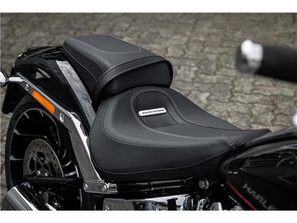Harley-Davidson FXBR Breakout 117 cui - Jekill & Hyde -
