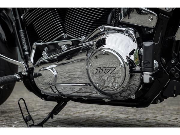 Harley-Davidson FXBR Breakout 117 cui - Jekill & Hyde -