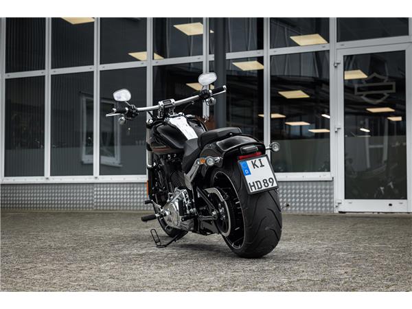 Harley-Davidson FXBR Breakout 117 cui - Jekill & Hyde -