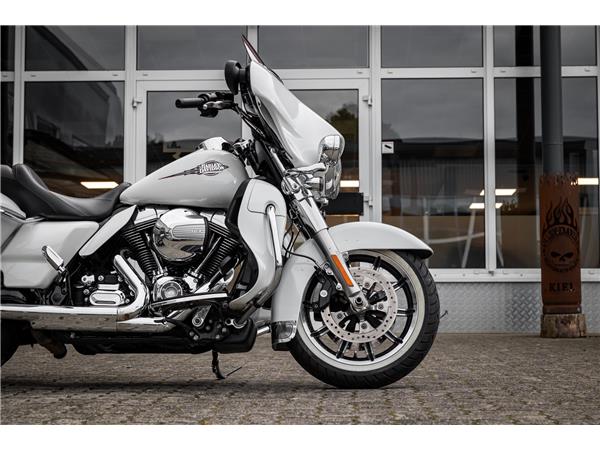 Harley-Davidson Electra Glide Ultra Low 103 cui FLHTKL Kesstech
