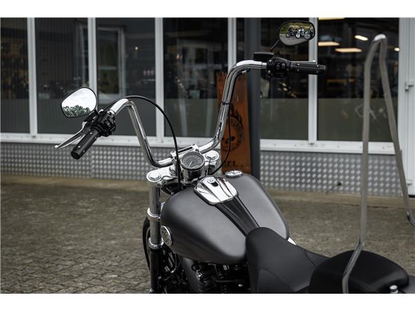 Harley-Davidson FXSB Breakout 103 - Kesstech/ Fehling ApeLenker