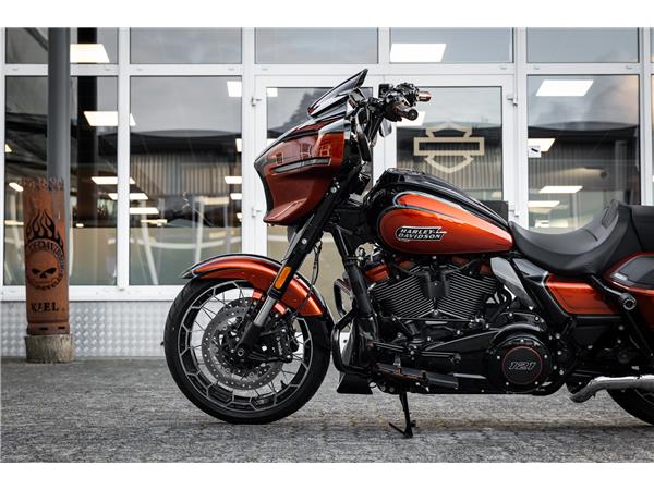 Harley-Davidson CVO Street Glide FLHXSE 121 Cui - KESSTECH -