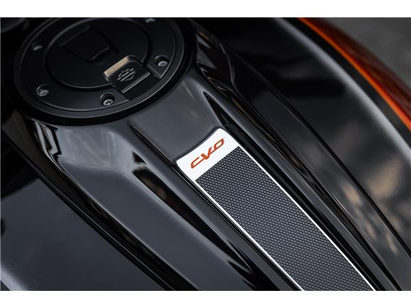 Harley-Davidson CVO Street Glide FLHXSE 121 Cui - KESSTECH -