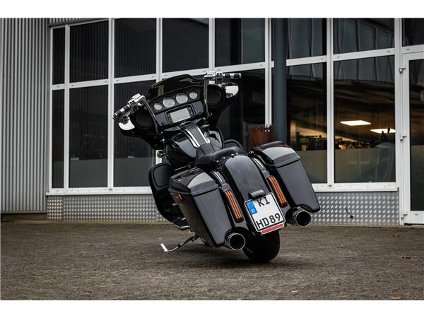 Harley-Davidson CVO STREET GLIDE 110 FLHXSE - Jekill&Hyde - 26 Zoll