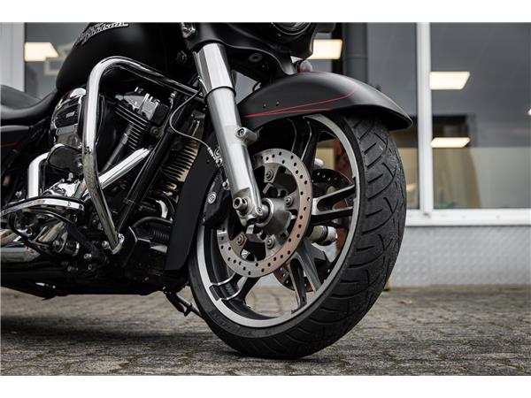 Harley-Davidson FLHX Street Glide 103 cui - Jekill & Hyde -