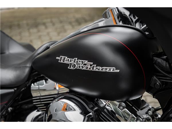 Harley-Davidson FLHX Street Glide 103 cui - Jekill & Hyde -