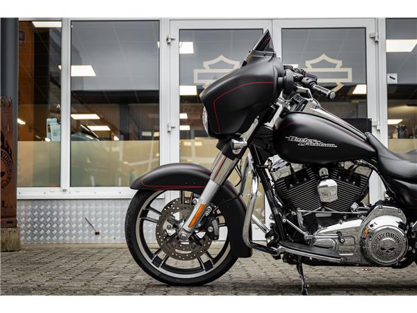 Harley-Davidson FLHX Street Glide 103 cui - Jekill & Hyde -