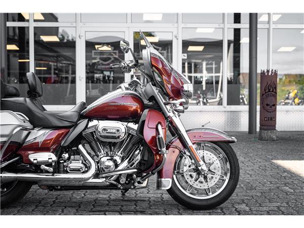 Harley-Davidson CVO Electra Glide Ultra Ltd. 110ci - JEKILL & HYDE