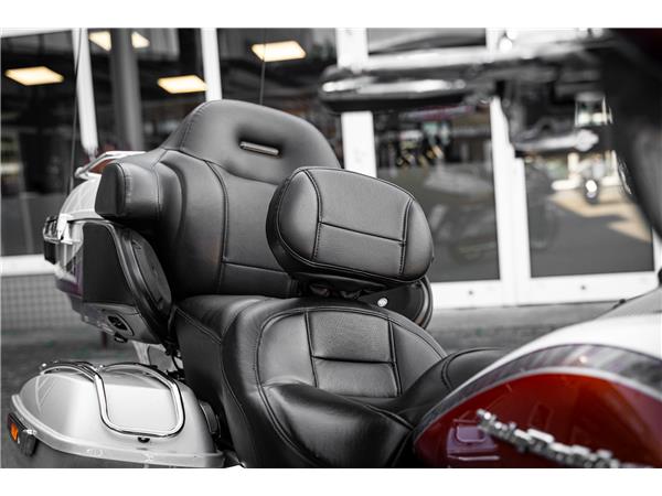 Harley-Davidson CVO Electra Glide Ultra Ltd. 110ci - JEKILL & HYDE