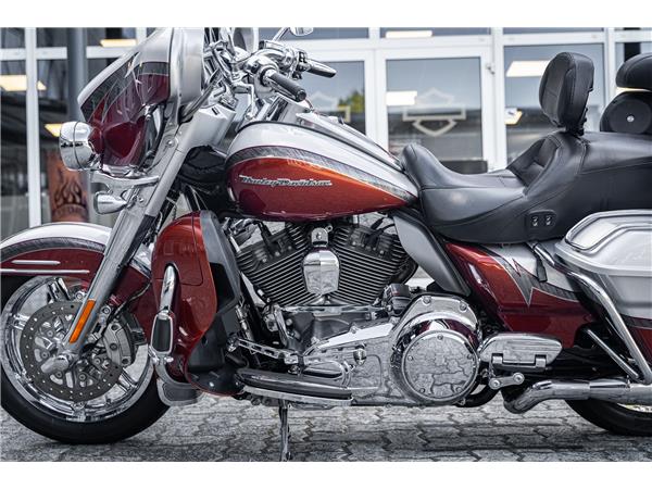 Harley-Davidson CVO Electra Glide Ultra Ltd. 110ci - JEKILL & HYDE