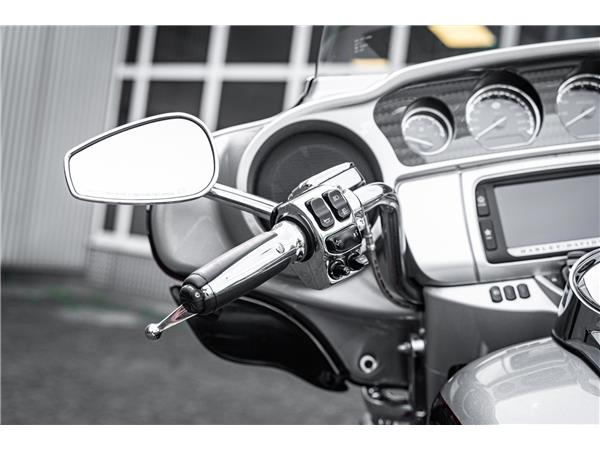 Harley-Davidson CVO Electra Glide Ultra Ltd. 110ci - JEKILL & HYDE