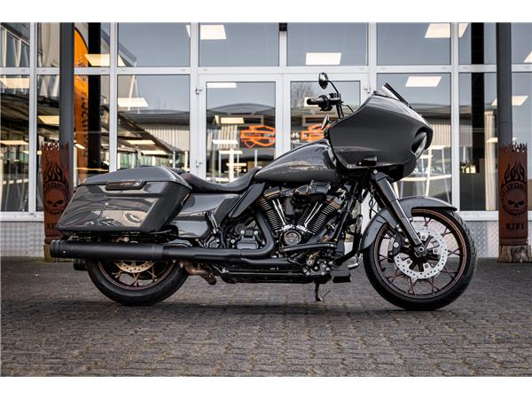 Harley-Davidson FLTRXST Road Glide ST - Kesstech -
