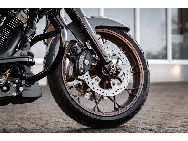 Harley-Davidson FLTRXST Road Glide ST - Kesstech -