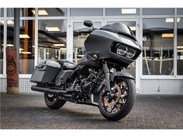 Harley-Davidson FLTRXST Road Glide ST - Kesstech -