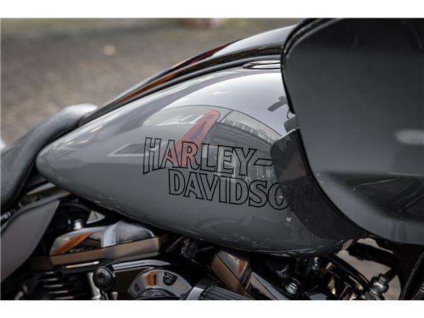 Harley-Davidson FLTRXST Road Glide ST - Kesstech -