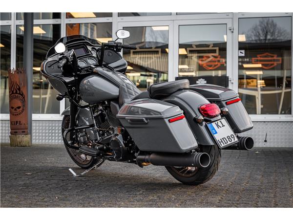 Harley-Davidson FLTRXST Road Glide ST - Kesstech -