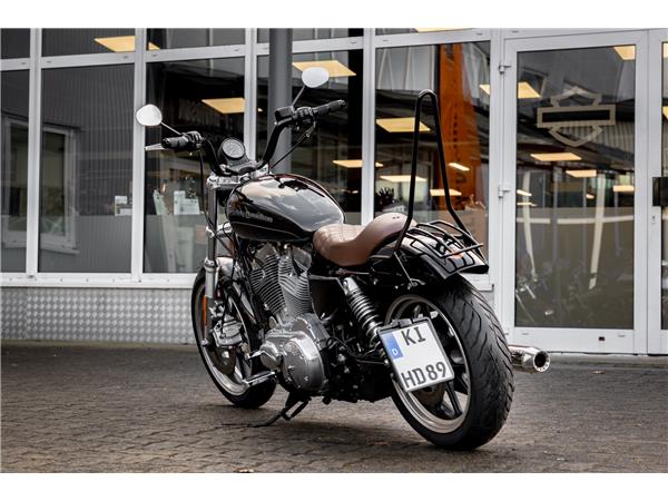Harley-Davidson XL883L SUPERLOW SPORTSTER - MILLER ABGASANLAGE