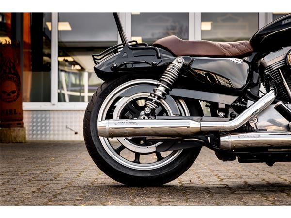 Harley-Davidson XL883L SUPERLOW SPORTSTER - MILLER ABGASANLAGE
