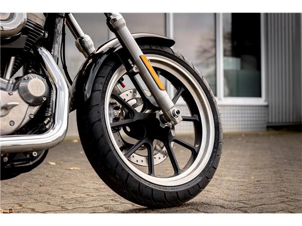 Harley-Davidson XL883L SUPERLOW SPORTSTER - MILLER ABGASANLAGE