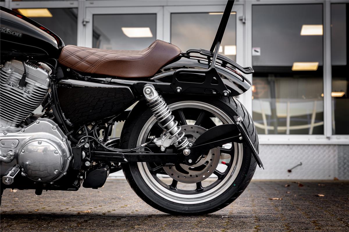 Harley-Davidson XL883L SUPERLOW SPORTSTER - MILLER ABGASANLAGE