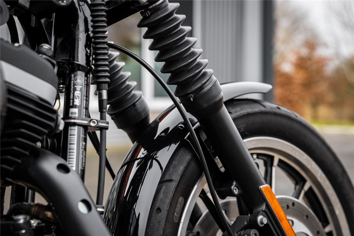 Harley-Davidson Sportster XL883R Roadster - MILLER ABGASANLAGE