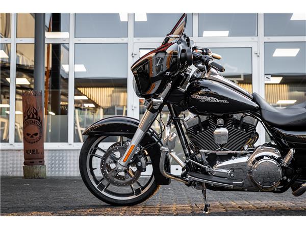 Harley-Davidson STREET GLIDE SPECIAL FLHXS