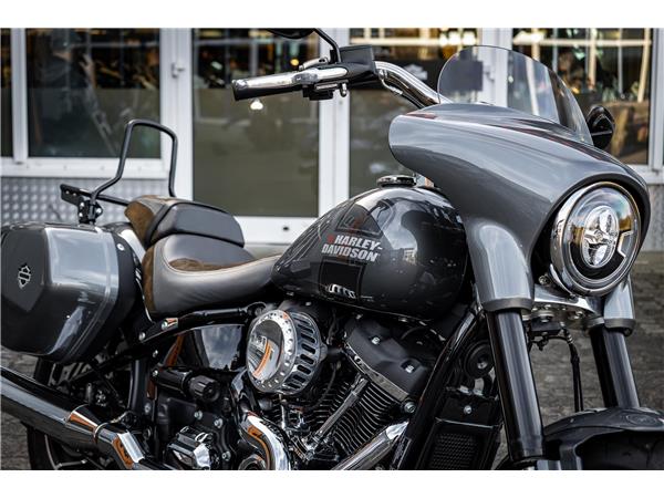 Harley-Davidson FLSB SPORT GLIDE 107 - Dr. Jekill & Mr. Hyde -