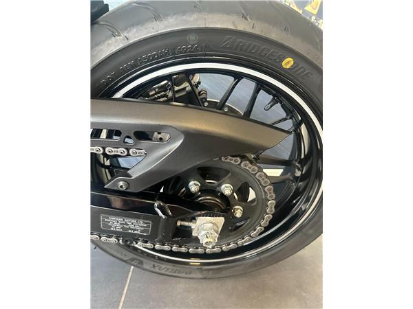 2024 Kawasaki Z900 RS