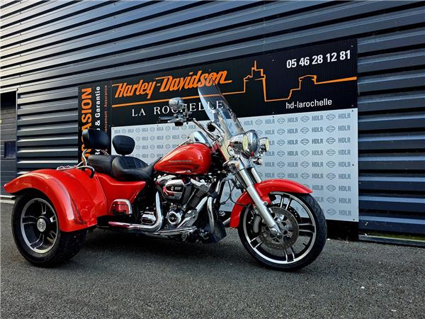 2017 HARLEY-DAVIDSON FREEWHEELER