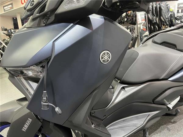 2024 Yamaha XMAX 300 Blue