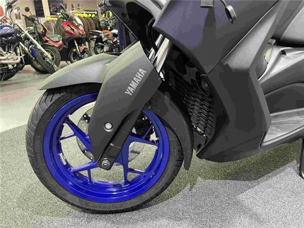 2024 Yamaha XMAX 300 Blue