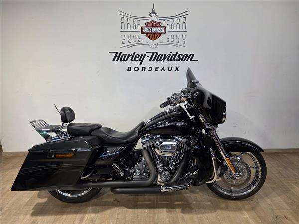 2012 HARLEY-DAVIDSON STREET GLIDE CVO