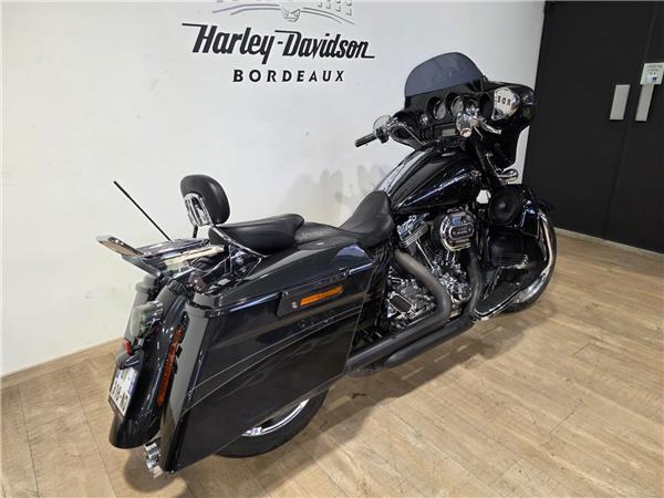 2012 HARLEY-DAVIDSON STREET GLIDE CVO