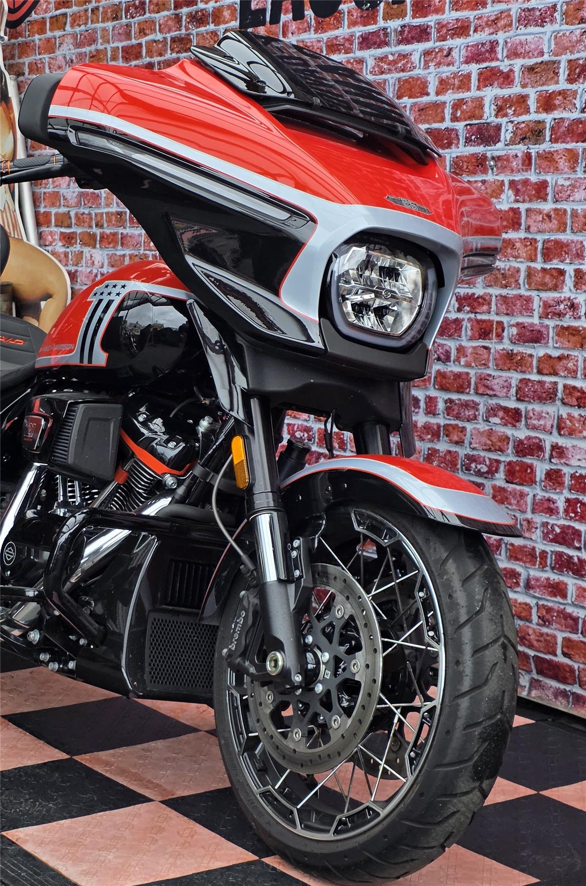 2024 harley-davidson FLHXSE Street Glide CVO 121