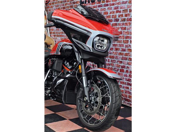 2024 harley-davidson FLHXSE Street Glide CVO 121