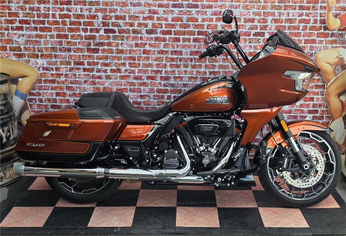 2023 harley-davidson FLTRXSE Road Glide 121 CVO