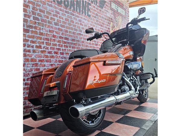 2023 harley-davidson FLTRXSE Road Glide 121 CVO