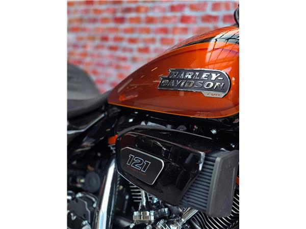 2023 harley-davidson FLTRXSE Road Glide 121 CVO