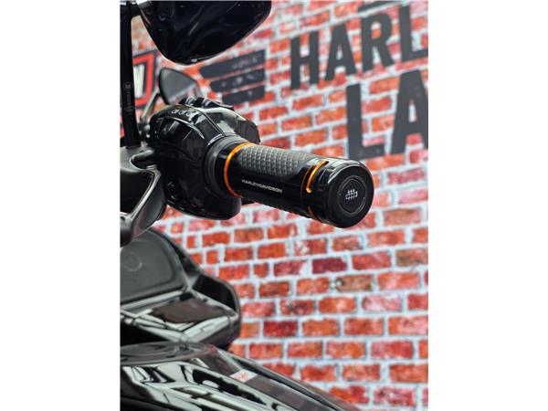 2023 harley-davidson FLTRXSE Road Glide 121 CVO