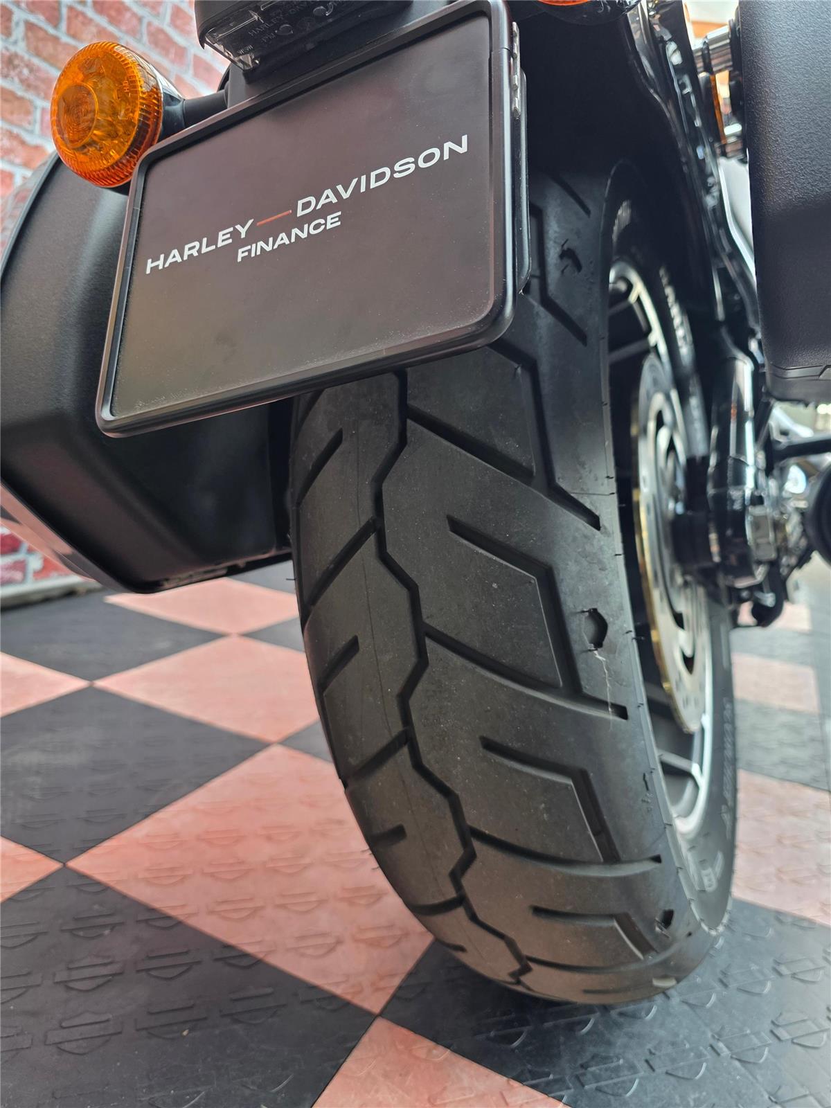 2021 harley-davidson FLSB Sport Glide 107