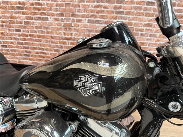 2017 HARLEY-DAVIDSON WIDE GLIDE