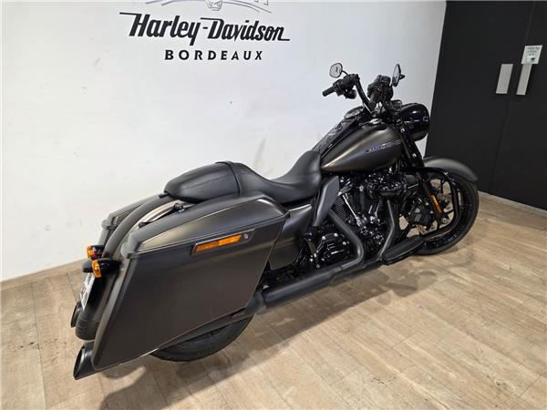 2020 HARLEY-DAVIDSON ROAD KING